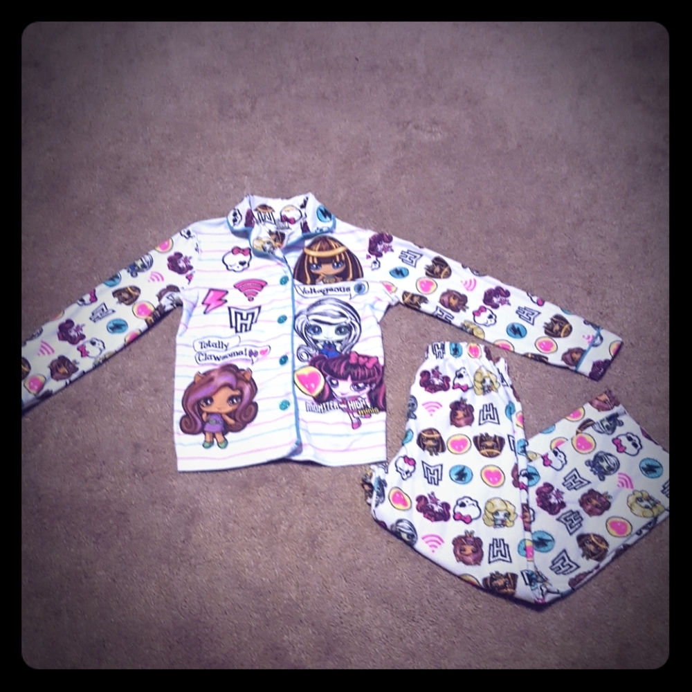 Girls Monster High pajamas